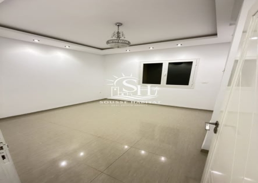 À LOUER – Magnifique S2 Haut de Gamme à Sahloul ✨ - Bien immobilier à {"id":20,"country_id":219,"name":"SOUSSE","slug":"sousse"} - Image 3 - Sousse Habitat - Agence Immobilière Sousse Habitat